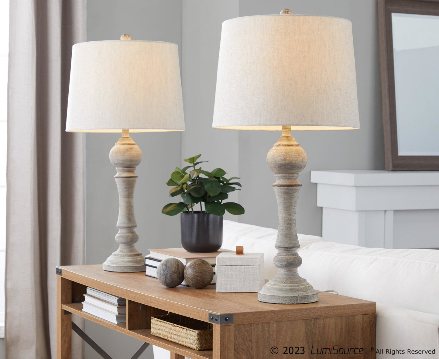 Majestic Office Furniture 32" Polyresin Table Lamp - Set of 2
