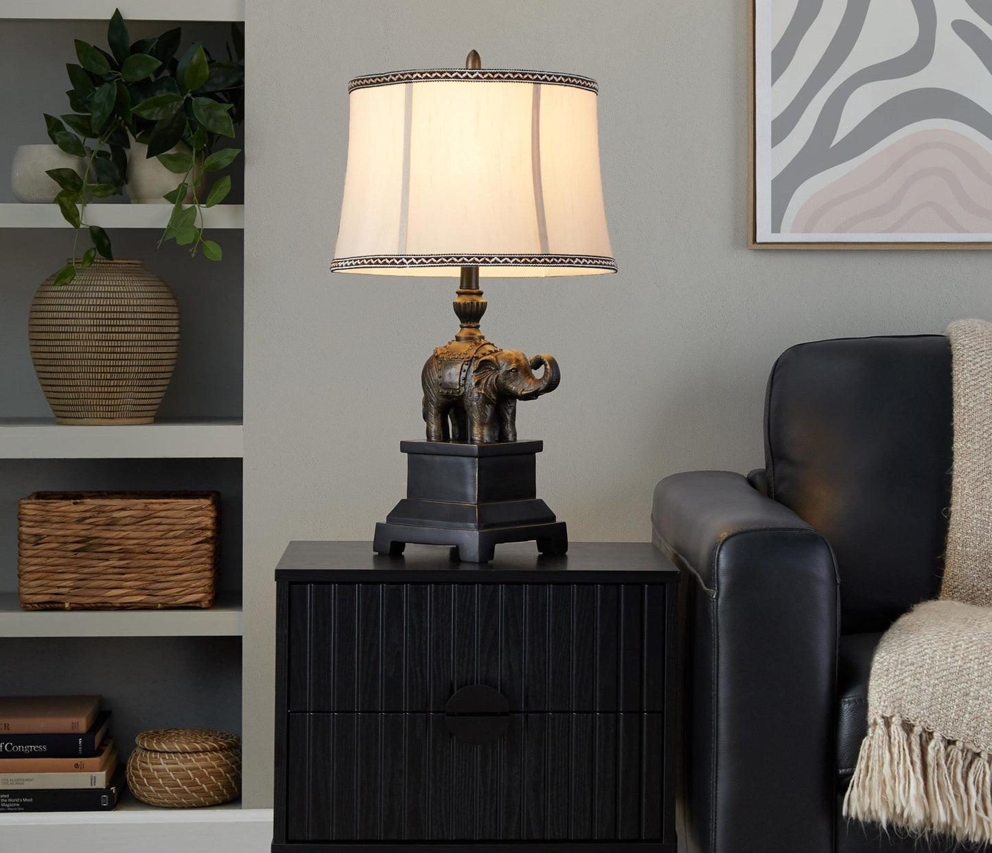 Majestic Office Furniture 27" Polyresin Table Lamp - Set of 2