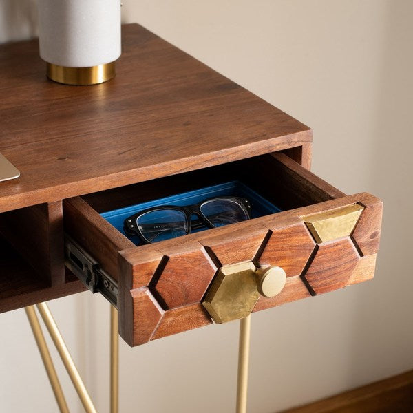 Raveena Desk