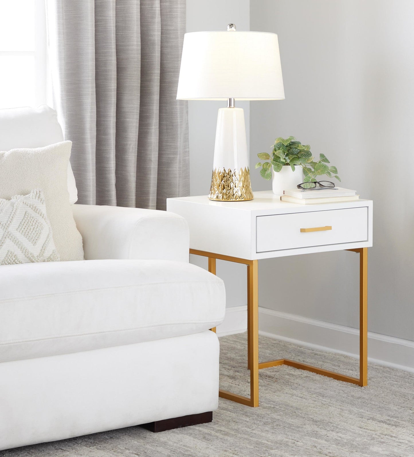 Lumisource Penelope 22" Ceramic Table Lamp