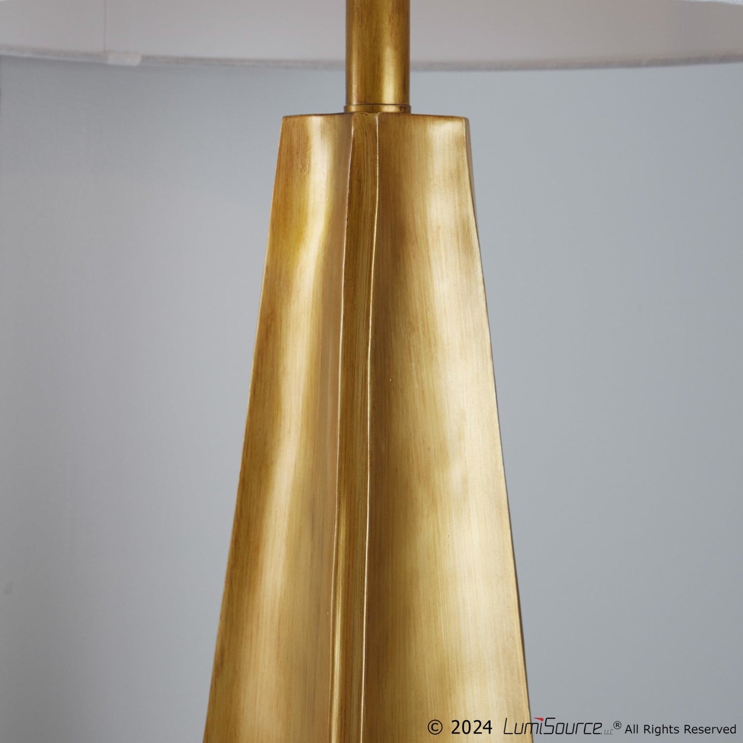 Majestic Office Furniture 29" Polyresin Table Lamp