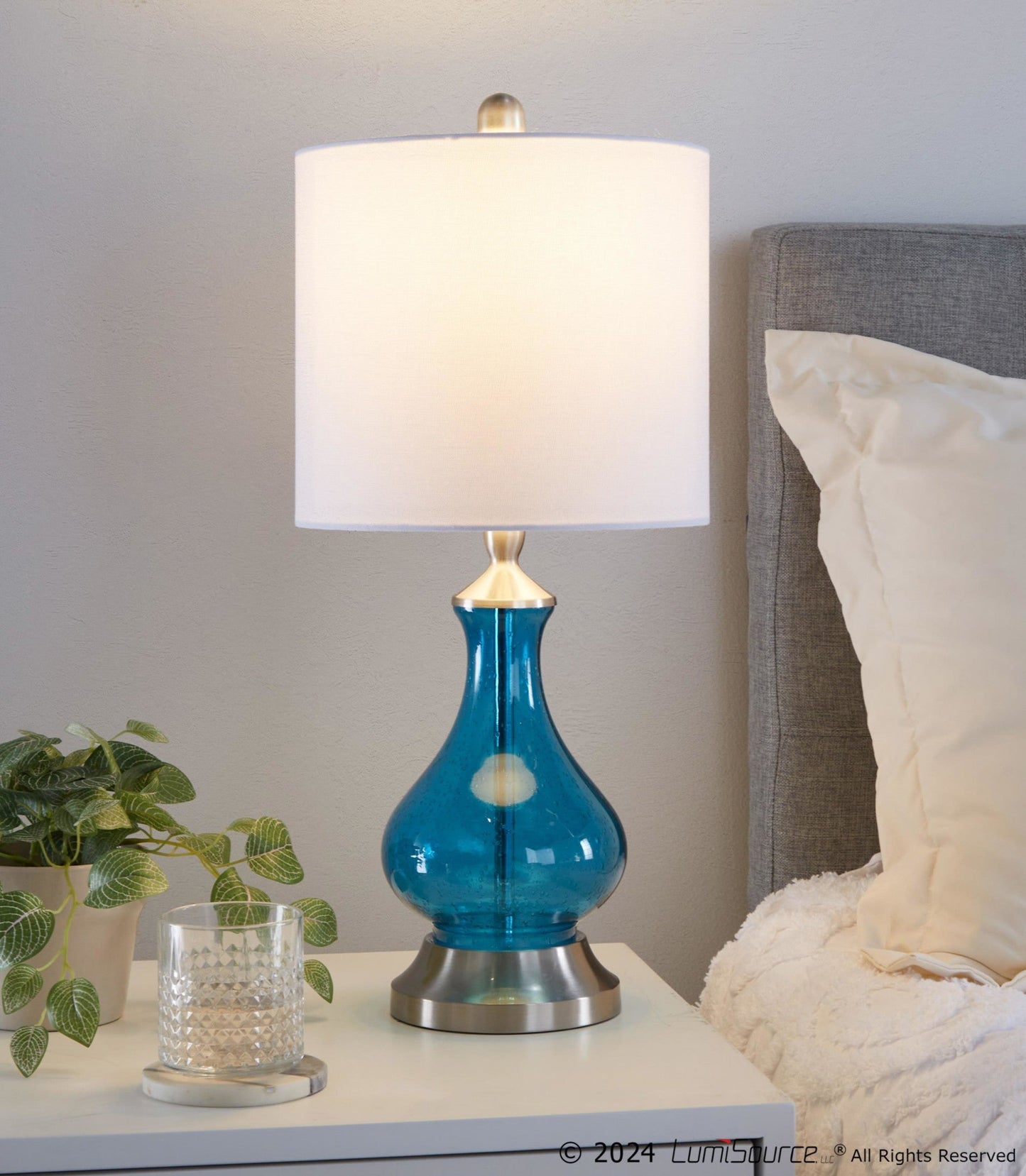 Lumisource Jasmine 22" Glass Accent Lamp